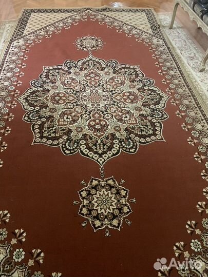 Ковер бу шерстяной