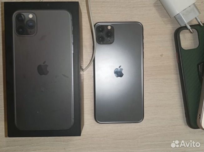 iPhone 11 Pro Max, 64 ГБ