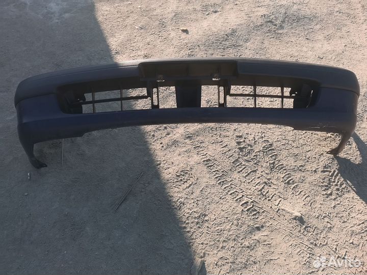 Продам бампер тойота Спринтер