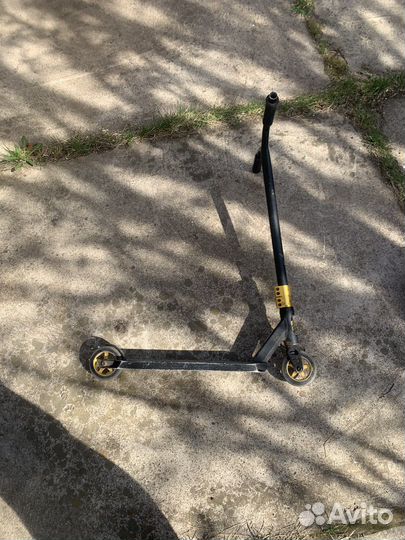 Трюковой самокат