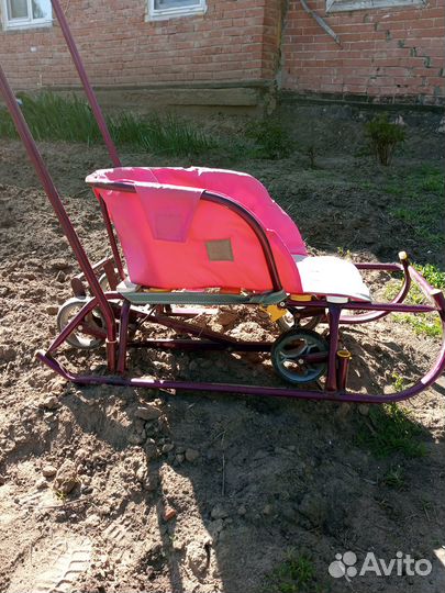 Детские санки на колесах