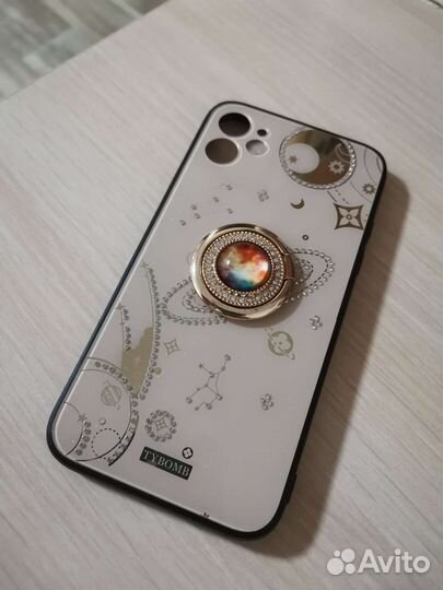 Чехол на iPhone 11