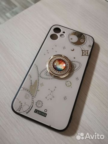 Чехол на iPhone 11