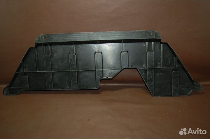 Защита двигателя пластиковая-Mitsubishi Outlander