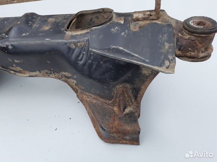 Подрамник Mitsubishi Galant 8 Galant 7