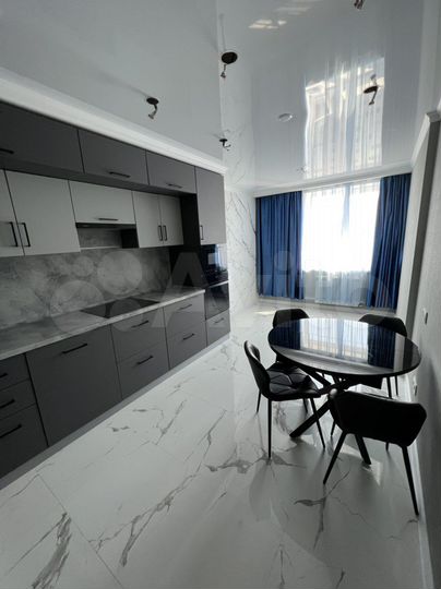 3-к. квартира, 98,2 м², 17/24 эт.