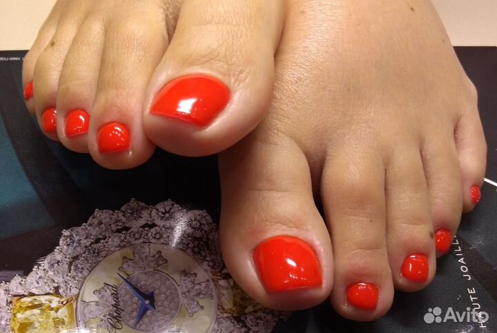 Профессиональный педикюр и маникюр