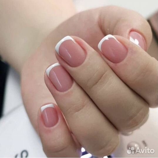 Маникюр педикюр гель лак в студии