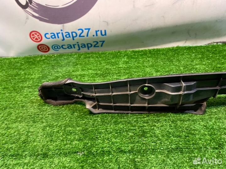 Защита крыла(1) передняя правая Toyota Camry