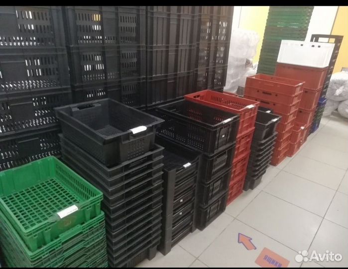 Пластиковые ящики
