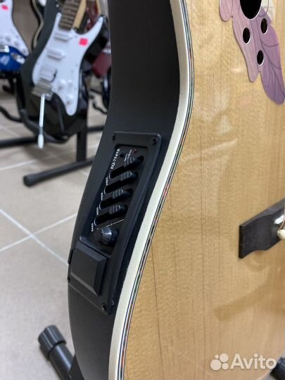 Электроакустическая гитара новая