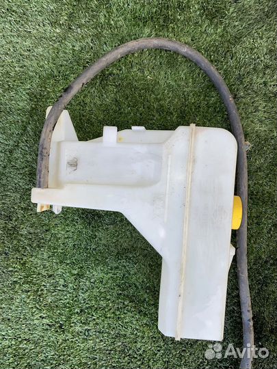 Бачок расширительный Nissan X-Trail T30