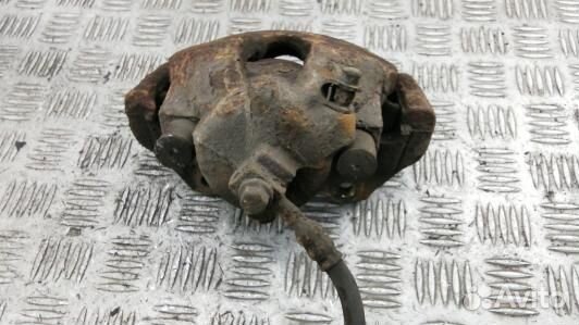 Суппорт тормозной передний правый opel meriva A (8