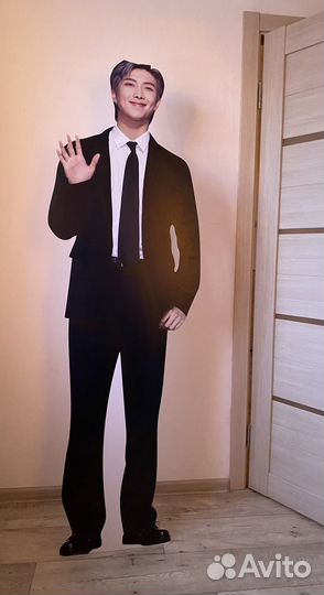 Картонная фигура