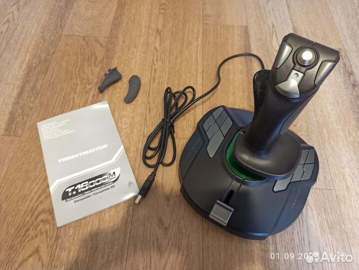 Джойстик Thrustmaster T.16000M