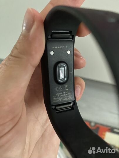 Фитнес браслет amazfit