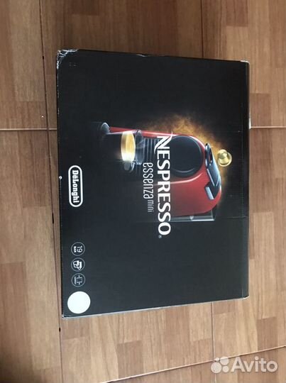 Кофе машина Nespresso Essenza mini