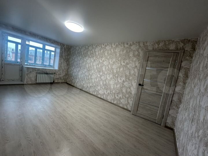 2-к. квартира, 43 м², 5/5 эт.