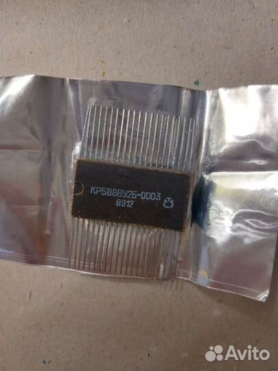 Микросхема кр588ву2б