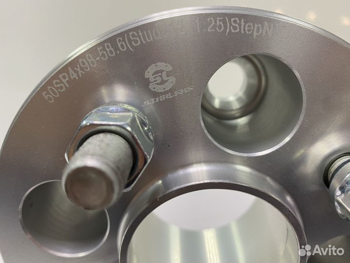 Проставки колесные 4х98 50мм с шпильками