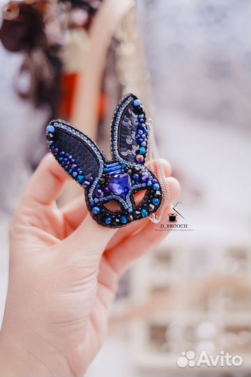 Брошь ручной работы
