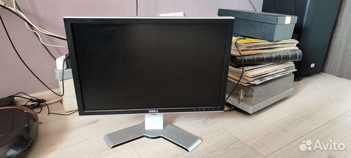 Монитор dell 20