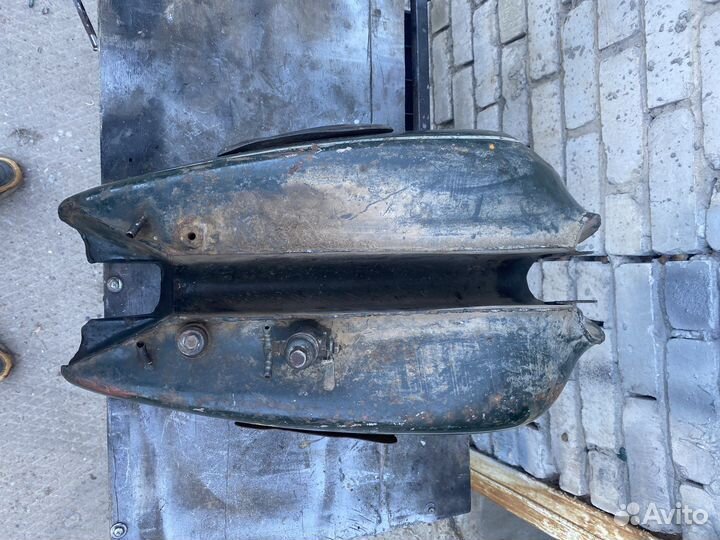 Урал мотоцикл бензобак