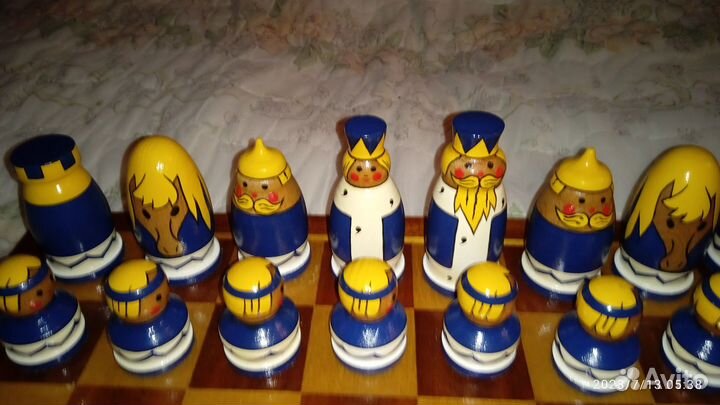 Продам шахматы сувенирные в коллекцию