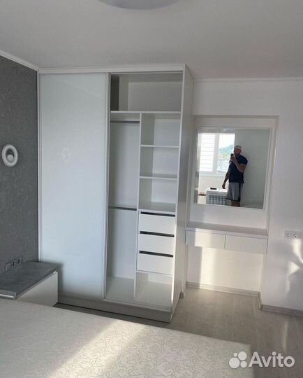 Шкаф купе современный