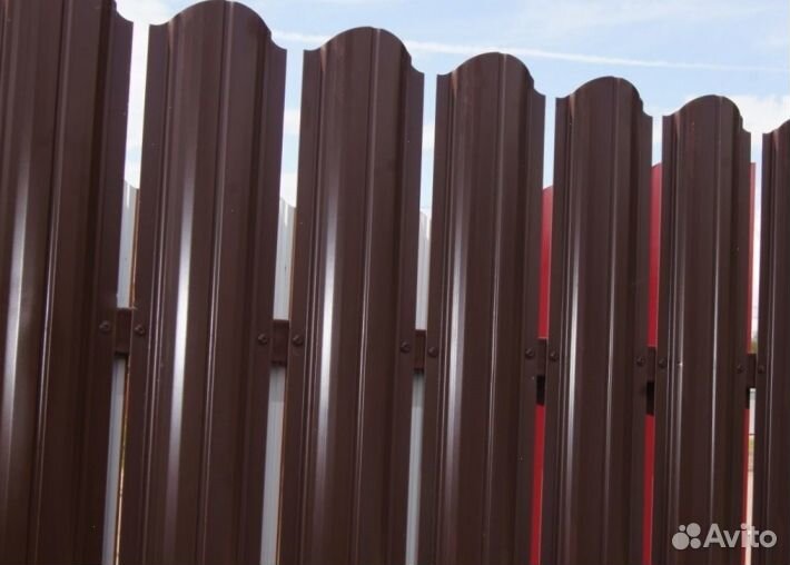 Штакетник металлический, в наличии и под заказ