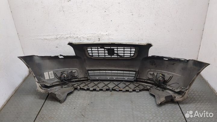 Бампер передний Volvo V50