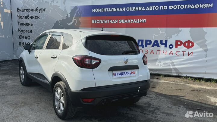 Пыльник двигателя боковой левый Renault Kaptur 638311402R