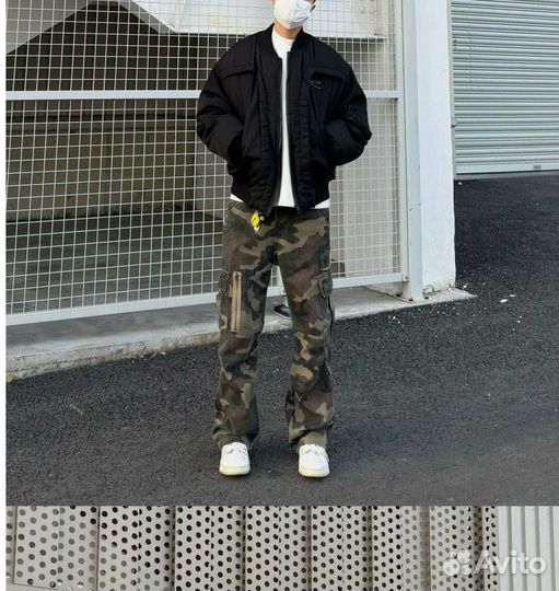 Бомбер оверсайз с фигурными выточками черный