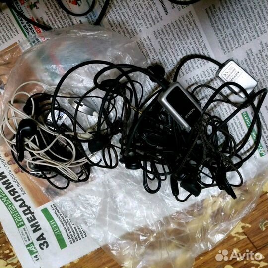 Зарядки,наушники Нокиа, Флай, Самсунг