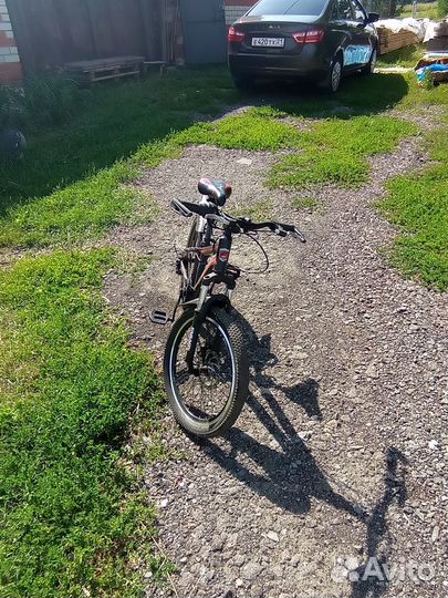 Велосипед горный подростковый