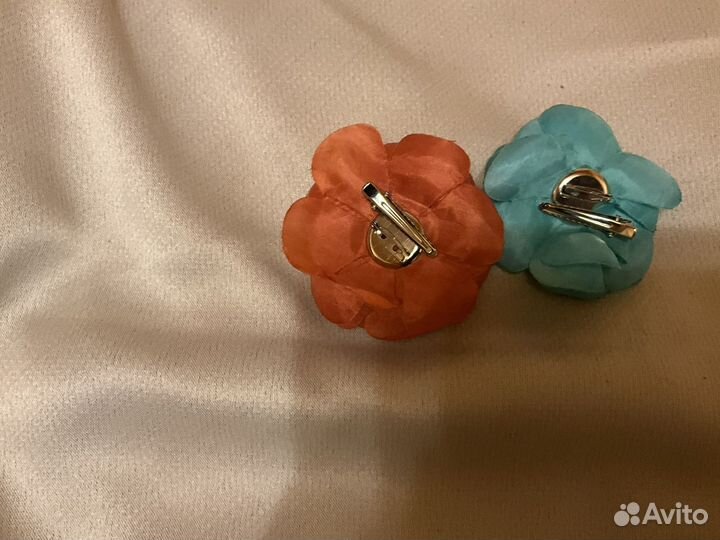 Брошь цвето ткань