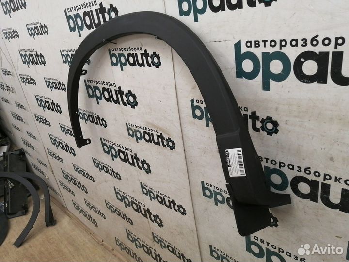 Накладка заднего правого крыла KD53-51W51 Mazda