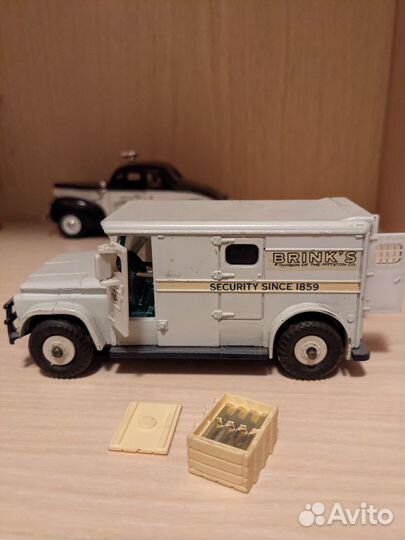 Dinky toys броневик инкассатор brinks 1/43