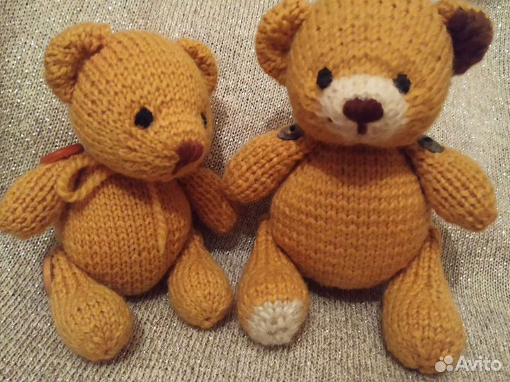 Мишки игрушки подарки связанные