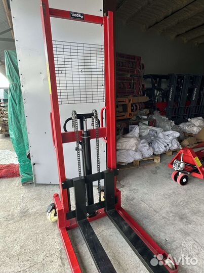 Штабелер 1 т MG 112