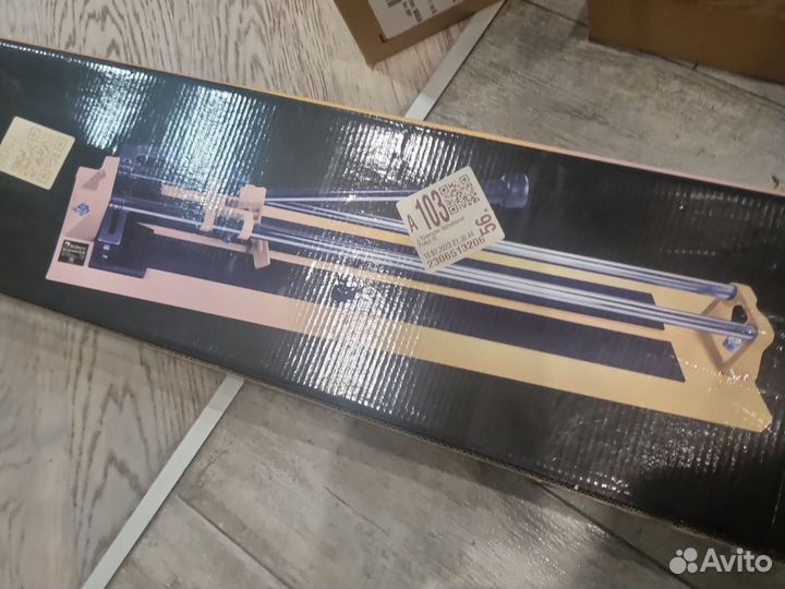 Плиткорез почти новый