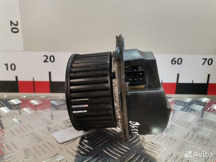 Моторчик печки для Skoda Octavia 1Z 1K2820015H