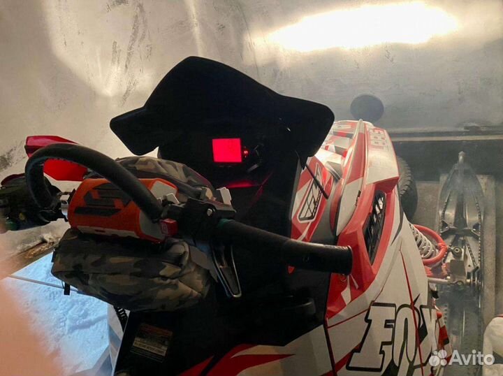 Снегоход Polaris 800 RMK 155