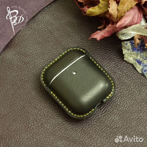 Кожаный чехол для Apple AirPods. Handmade