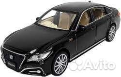 Машина toyota crown DIE-cast 1:32 металлический 15