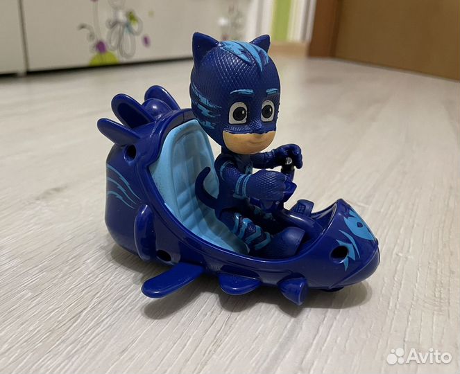 Игрушки герои в масках