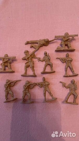Солдатики разные