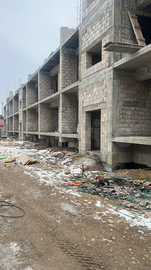 3-к. квартира, 82 м², 4/4 эт.