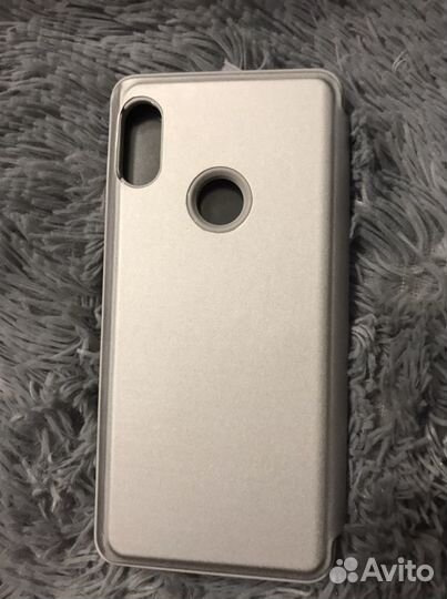 Чехлы на телефон