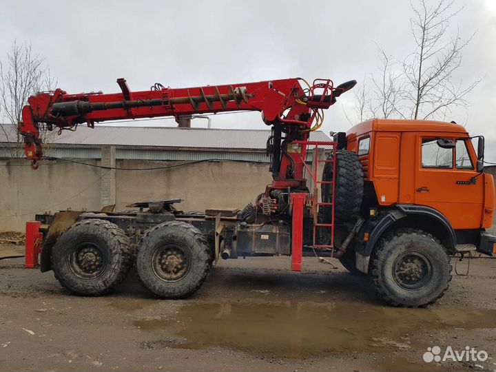 Водитель кат Е. Машинист кму 7т